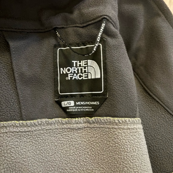 The North Face men’s Apex Bionix jacket size Large - Picture 5 of 5